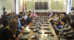 16. mart 2015.  Potpredsednik Narodne skupštine prof. dr Vladimir Marinkovića u razgovoru sa studentima Ekonomskog fakulteta u Beogradu
